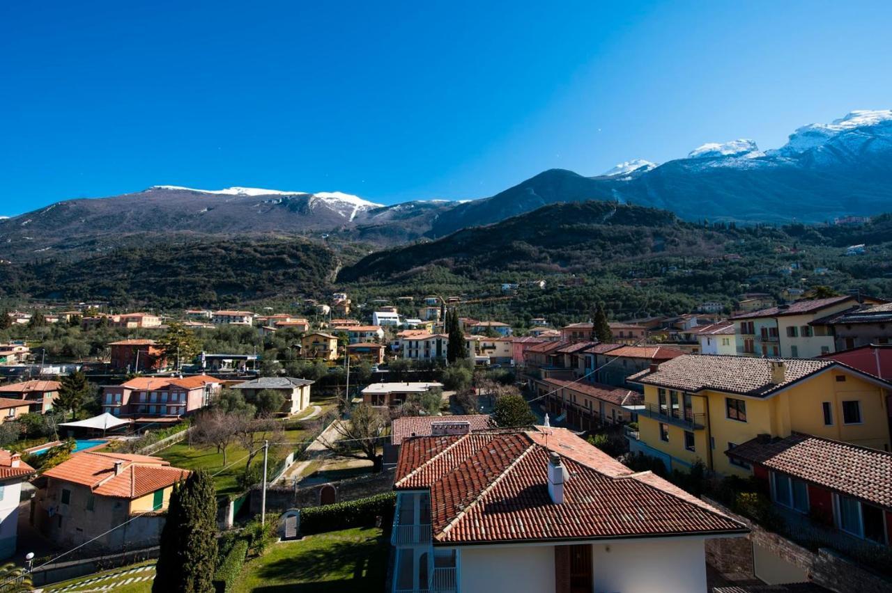 Breathtaking View. Apartment Malcesine Bagian luar foto