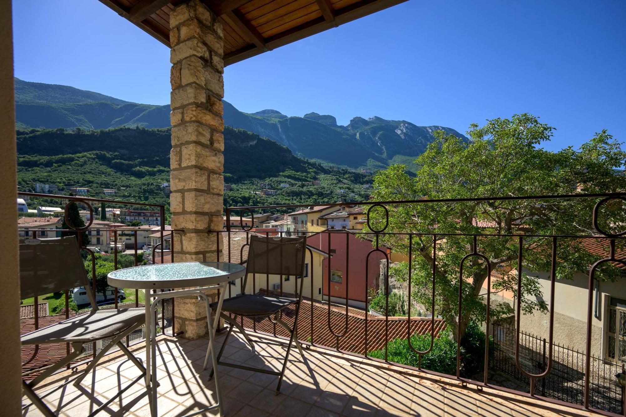 Breathtaking View. Apartment Malcesine Bagian luar foto